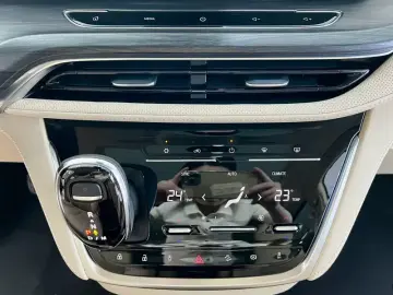 2023 Buick GL8 с пробегом 25 000 км