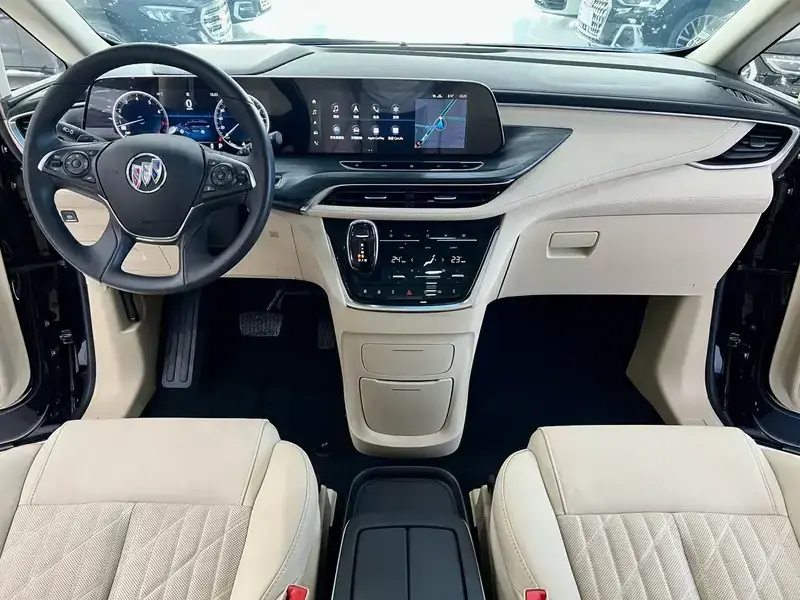 2023 Buick GL8 с пробегом 25 000 км