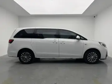 2023 Buick GL8 с пробегом 79 600 км