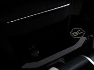 2025 Buick GL8 с пробегом 8 000 км