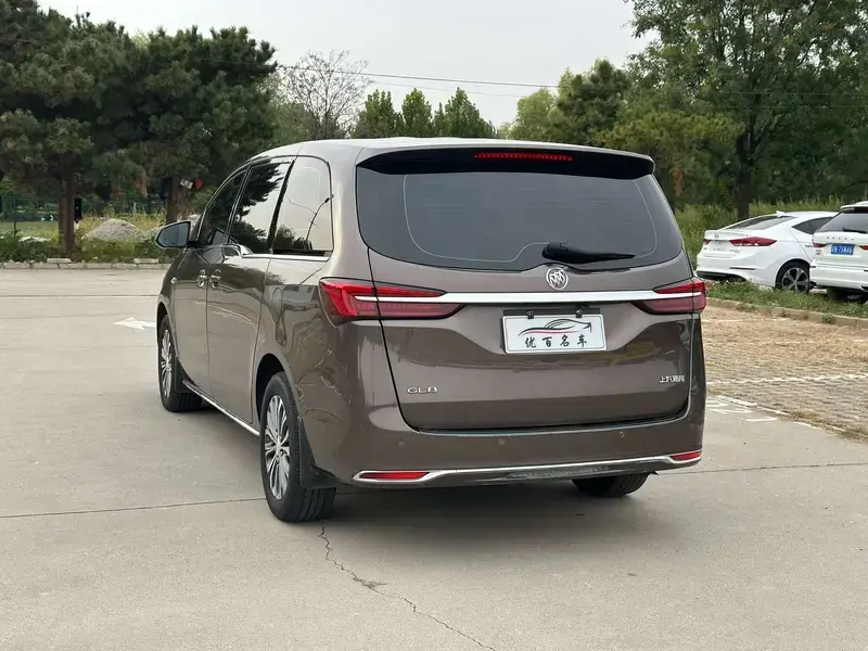 2023 Buick GL8 с пробегом 94 000 км