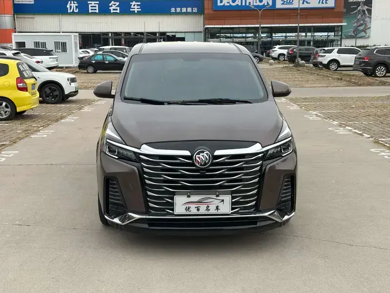 2023 Buick GL8 с пробегом 94 000 км