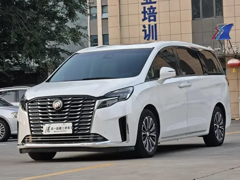 2023 Buick GL8 с пробегом 158 000 км