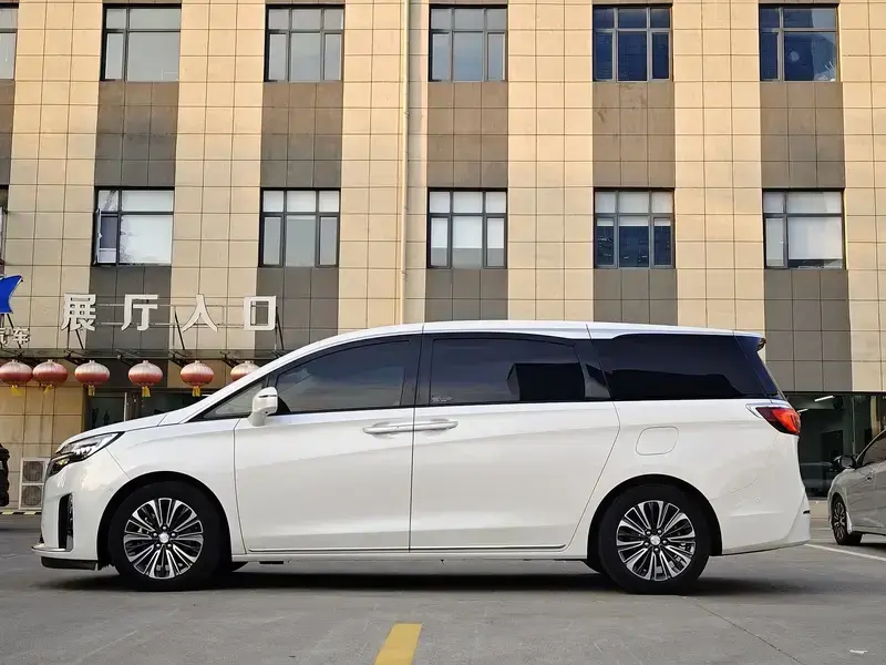 2023 Buick GL8 с пробегом 158 000 км