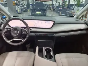 2025 Buick GL8 с пробегом 24 000 км