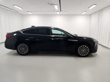 2026 Buick LaCrosse с пробегом 3 700 км
