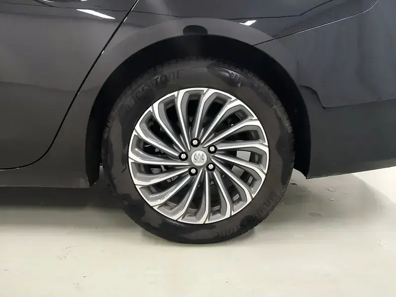 2026 Buick LaCrosse с пробегом 3 700 км