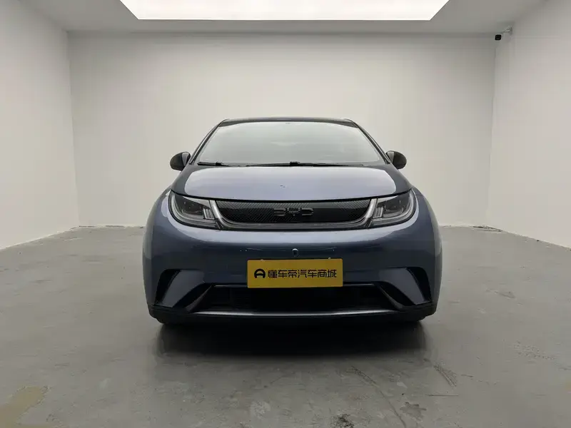 2024 BYD Dolphin с пробегом 39 800 км
