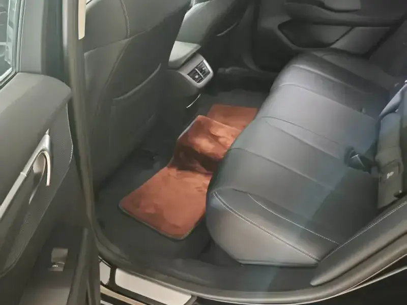 2025 Buick LaCrosse с пробегом 4 000 км