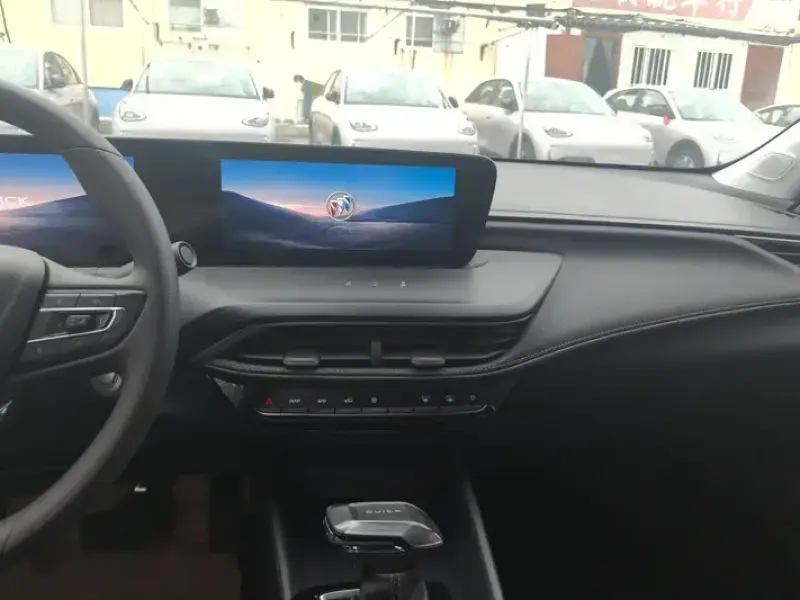 2023 Buick Verano с пробегом 9 000 км