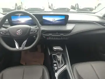 2023 Buick Verano с пробегом 9 000 км