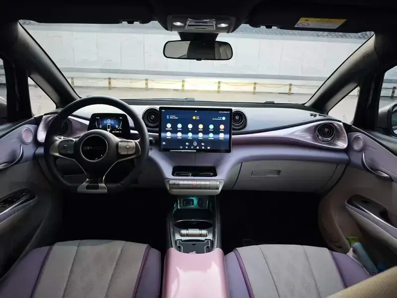 2024 BYD Dolphin с пробегом 54 000 км