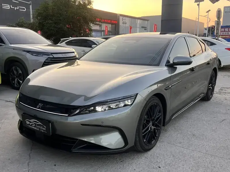 2025 BYD Han с пробегом 5 600 км