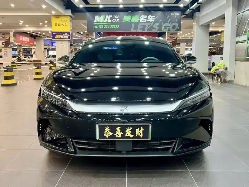 2025 BYD Han с пробегом 30 000 км
