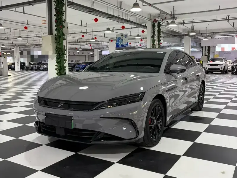 2025 BYD Han с пробегом 20 000 км
