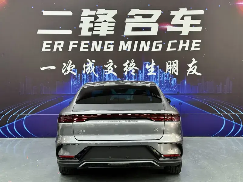 2025 BYD Han с пробегом 31 000 км
