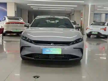 2025 BYD Han с пробегом 3 600 км
