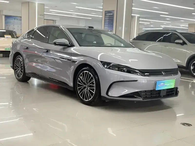 2025 BYD Han с пробегом 3 600 км