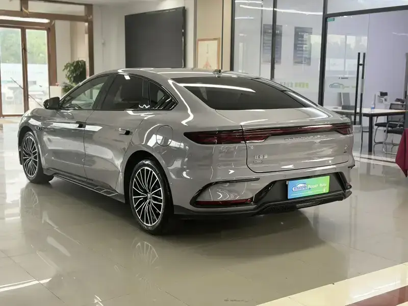 2025 BYD Han с пробегом 3 600 км
