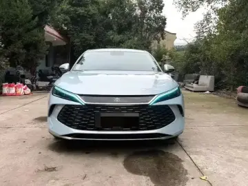 2024 BYD Qin L с пробегом 20 000 км