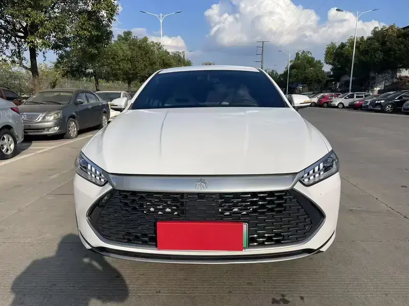 2024 BYD Qin Plus с пробегом 16 200 км