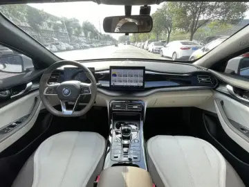 2024 BYD Qin Plus с пробегом 16 200 км