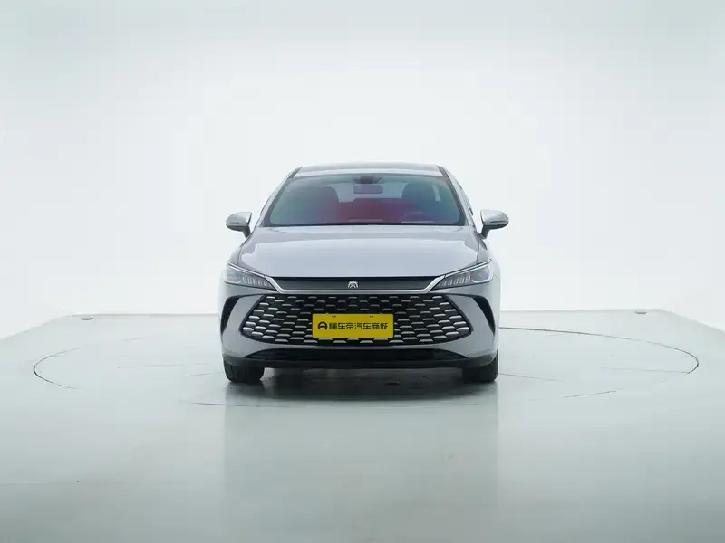 2025 BYD Qin Plus с пробегом 8 200 км