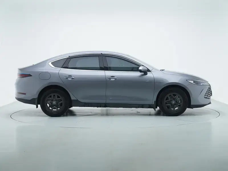 2025 BYD Qin Plus с пробегом 8 200 км