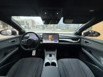 2025 BYD Seal 06 GT с пробегом 23 000 км