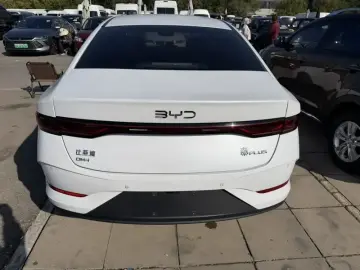 2025 BYD Qin Plus с пробегом 21 000 км