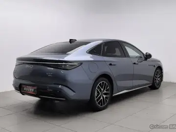 2025 BYD Seal 07 с пробегом 43 900 км