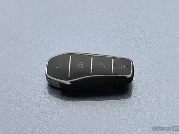2025 BYD Seal 07 с пробегом 43 900 км