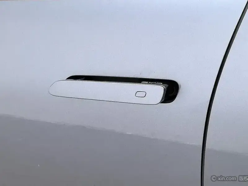 2025 BYD Seal 07 с пробегом 43 900 км