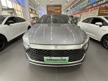 2024 BYD Qin Plus с пробегом 12 000 км