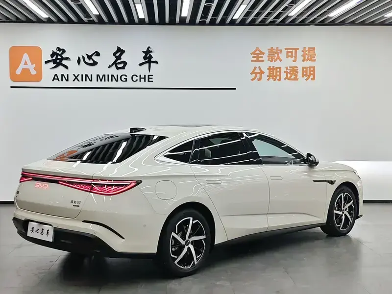 2026 BYD Seal 07 с пробегом 9 900 км
