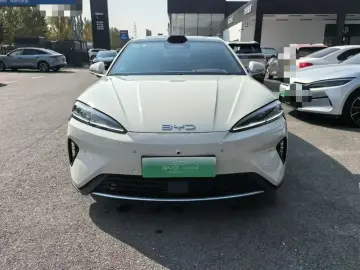 2026 BYD Seal 07 с пробегом 5 000 км