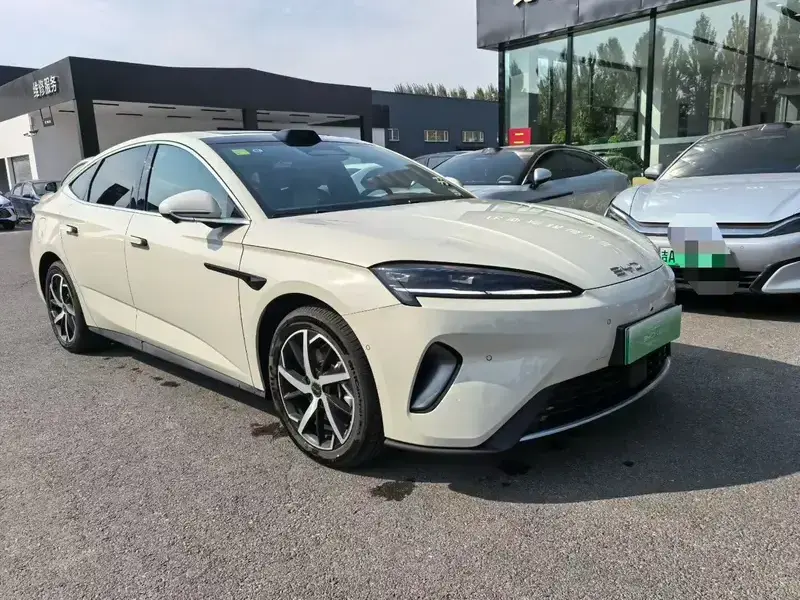 2026 BYD Seal 07 с пробегом 5 000 км