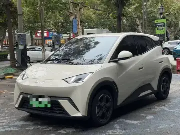 2024 BYD Seagull с пробегом 16 000 км