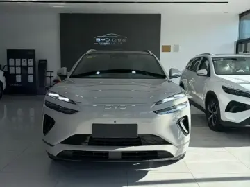 2026 BYD Sea Lion 06 с пробегом 100 км