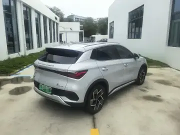 2023 BYD Yuan Plus с пробегом 17 000 км