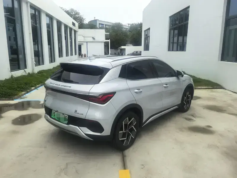 2023 BYD Yuan Plus с пробегом 17 000 км
