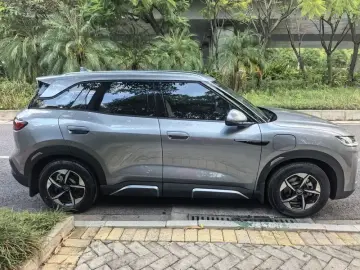 2024 BYD Yuan Up с пробегом 20 000 км