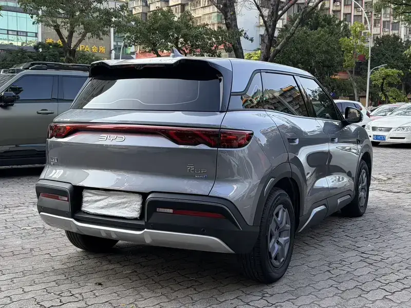 2025 BYD Yuan Up с пробегом 13 000 км