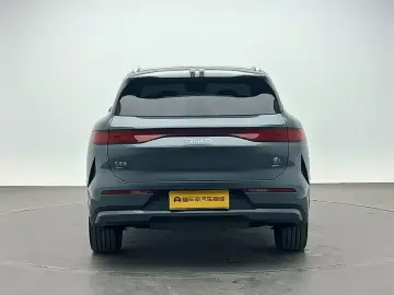 2025 BYD Tang L с пробегом 31 600 км