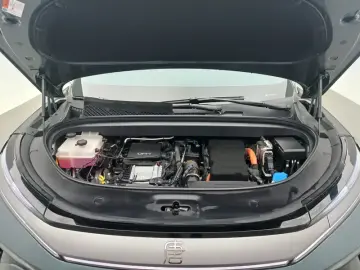 2025 BYD Tang L с пробегом 31 600 км