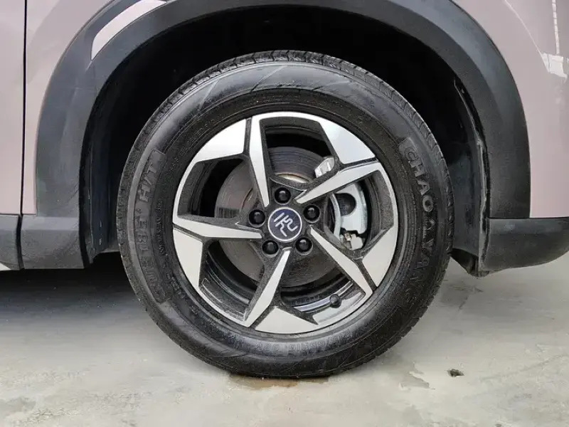 2024 BYD Yuan Up с пробегом 24 000 км