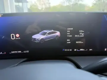 2024 Cadillac CT5 с пробегом 81 000 км