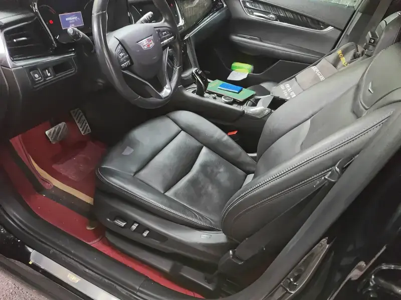 2020 Cadillac XT6 с пробегом 91 700 км