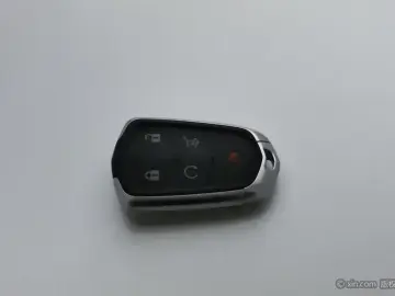 2022 Cadillac XT6 с пробегом 109 600 км