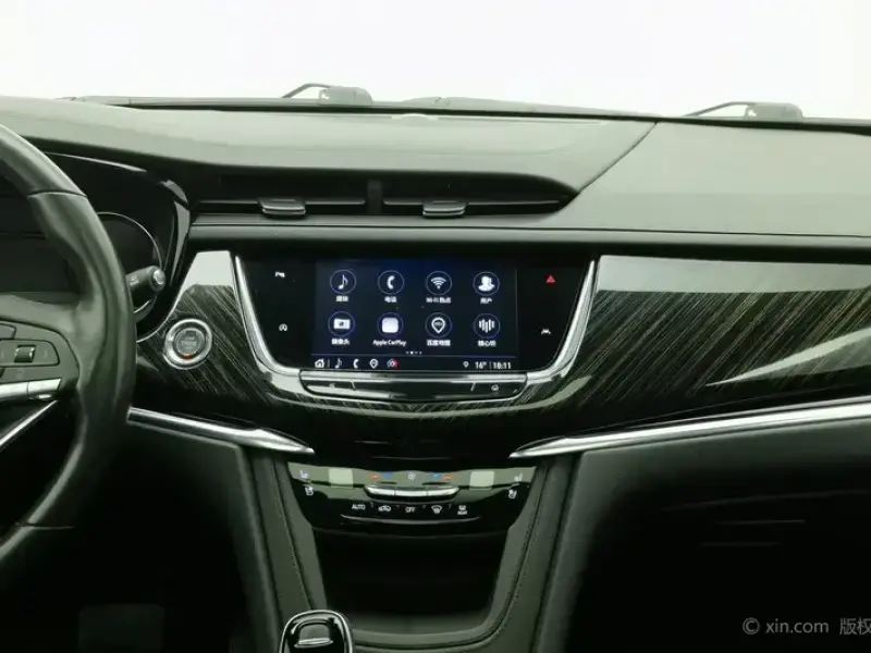 2022 Cadillac XT6 с пробегом 109 600 км